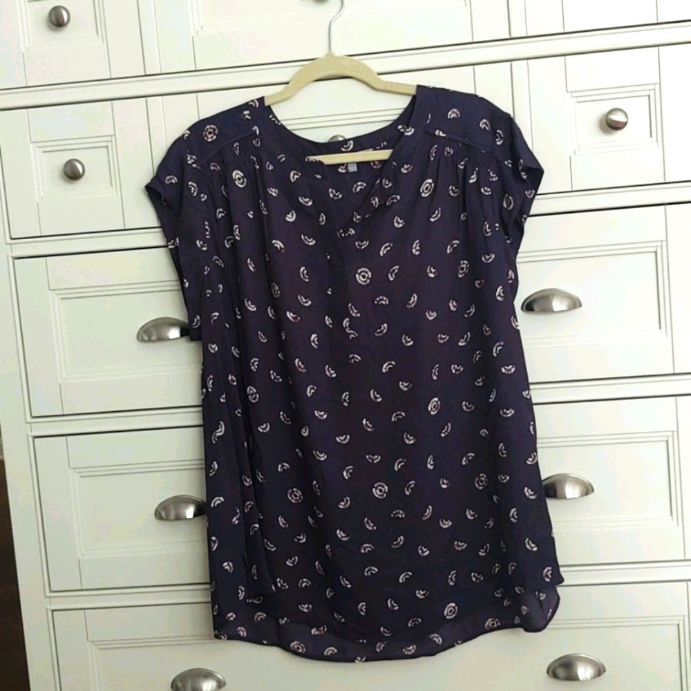 Gorgeous daniel rainn print blouse